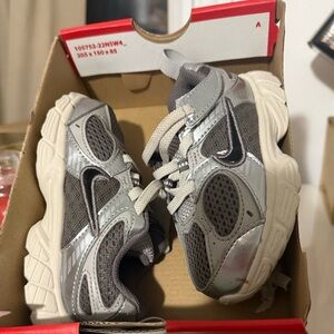 Nike V5 Gray and Silver Sneakers